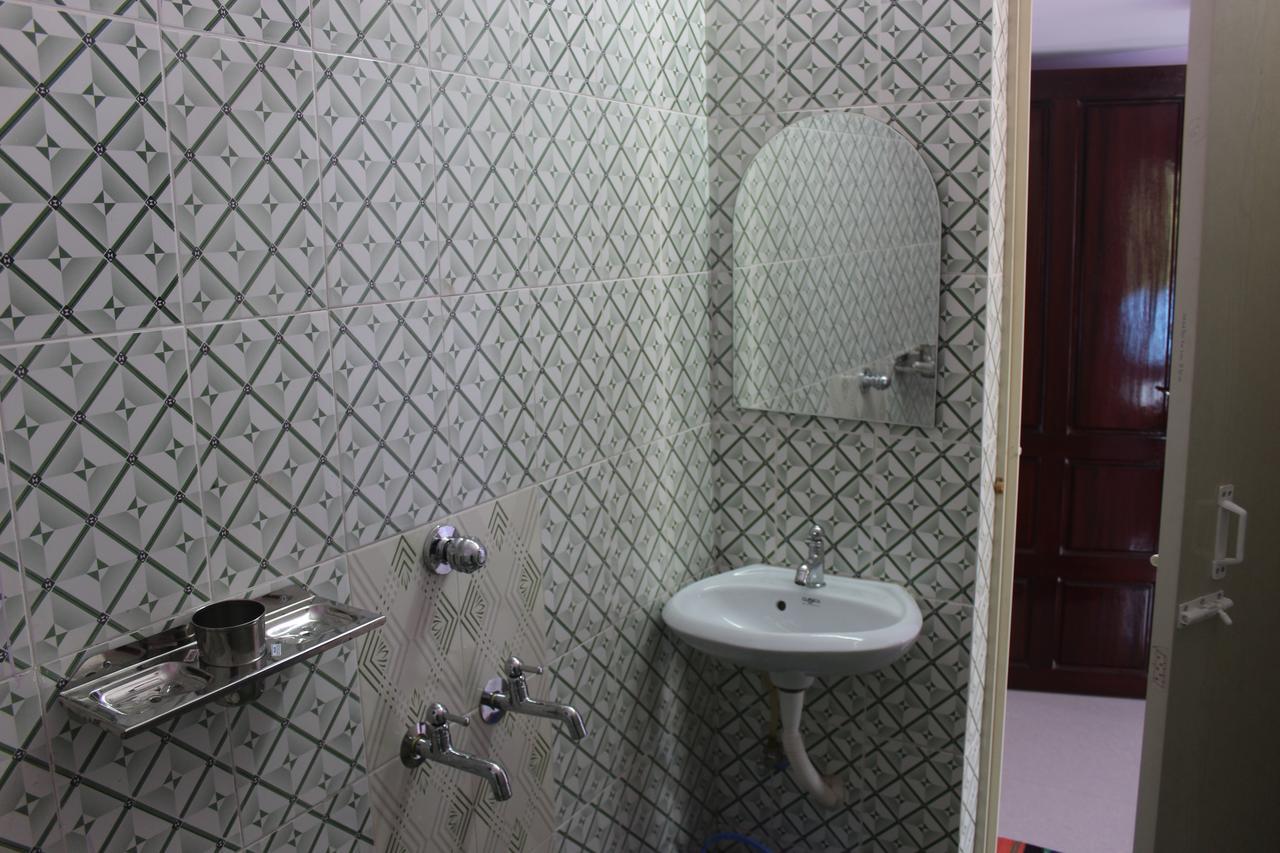 Puthenchirayil Homestay Thiruvananthapuram Extérieur photo
